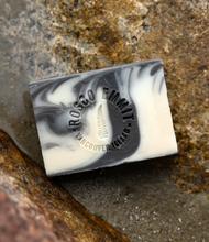 Load image into Gallery viewer, Roscoe X Emmit Soap