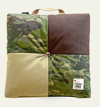 Load image into Gallery viewer, Peace Cabin - Wanderer 'Quad' outdoor cushion