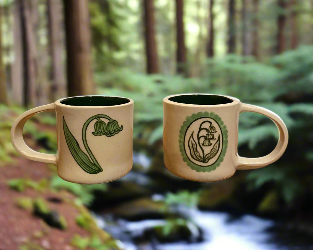 Nature Mug - hollow bird